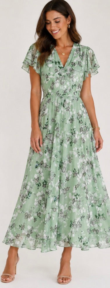 Ivy & Grace™ | Glamorous dress that covers the belly