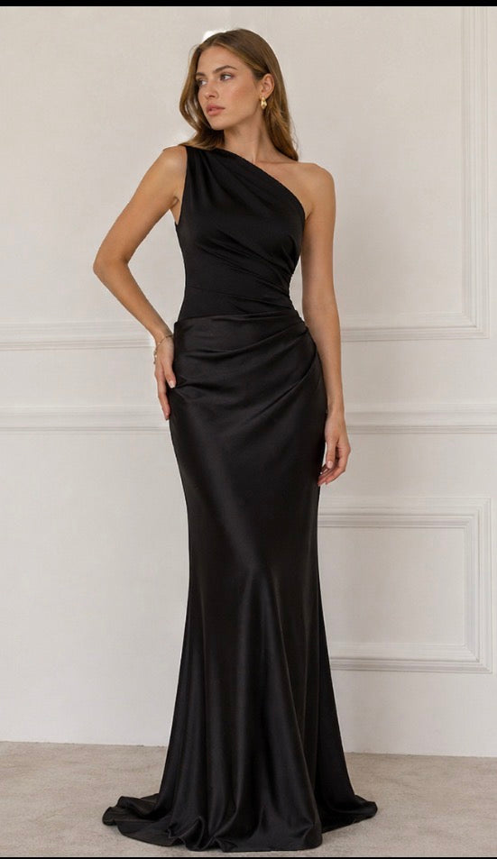 Ivy & Grace™ | Maxi Dress with a Guilt in Satin