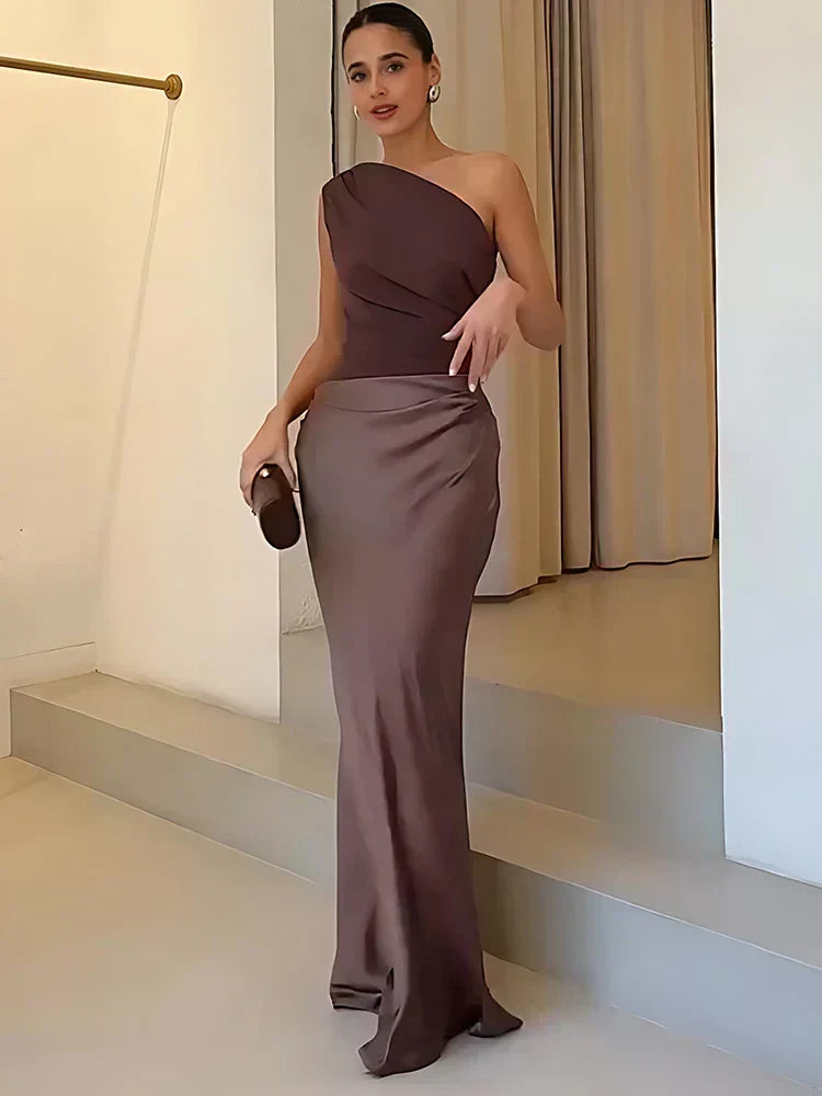 Ivy & Grace™ | Maxi Dress with a Guilt in Satin