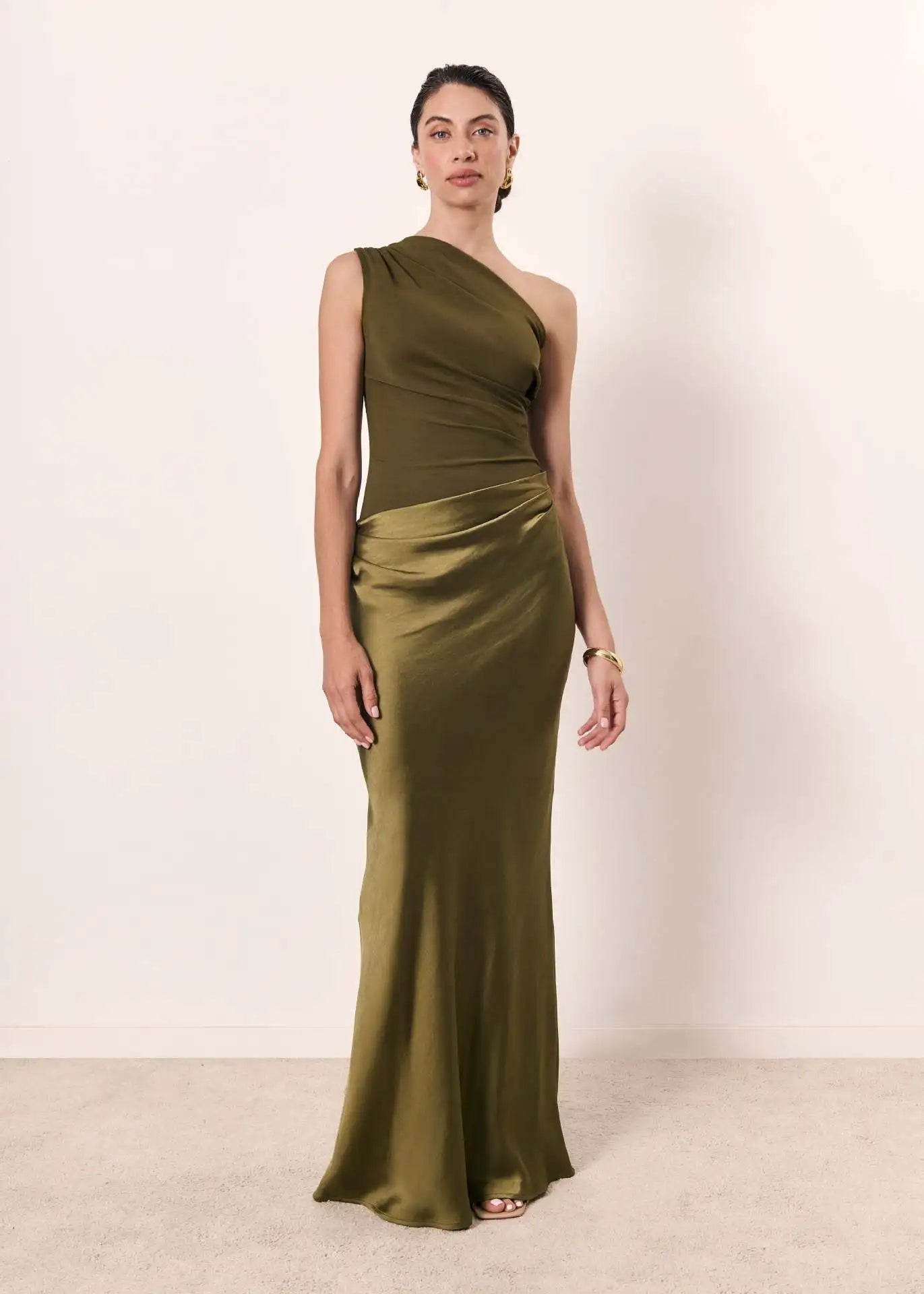Ivy & Grace™ | Maxi Dress with a Guilt in Satin