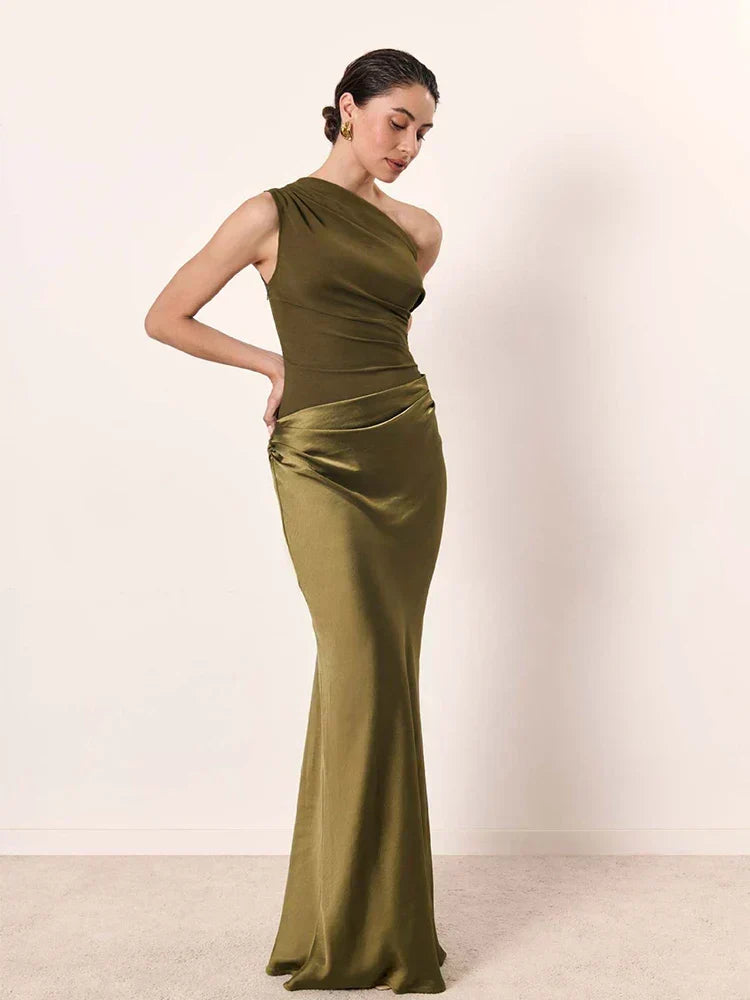 Ivy & Grace™ | Maxi Dress with a Guilt in Satin