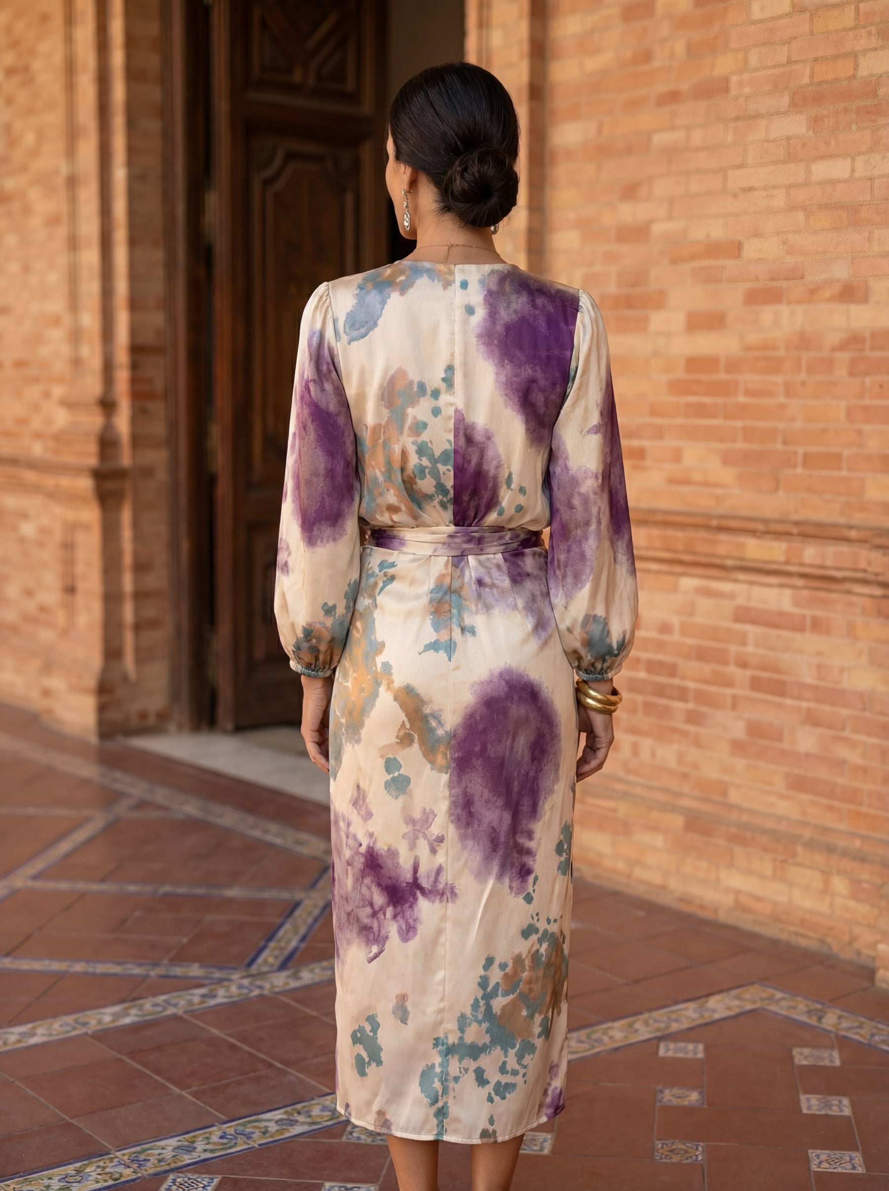 Valeria | V-Neck Watercolour Midi Dress